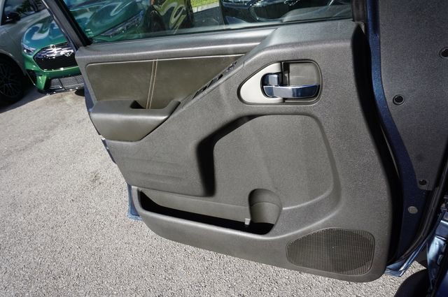 Used 2017 Nissan Frontier PRO-4X w/ Pro-4x Luxury Package image 31