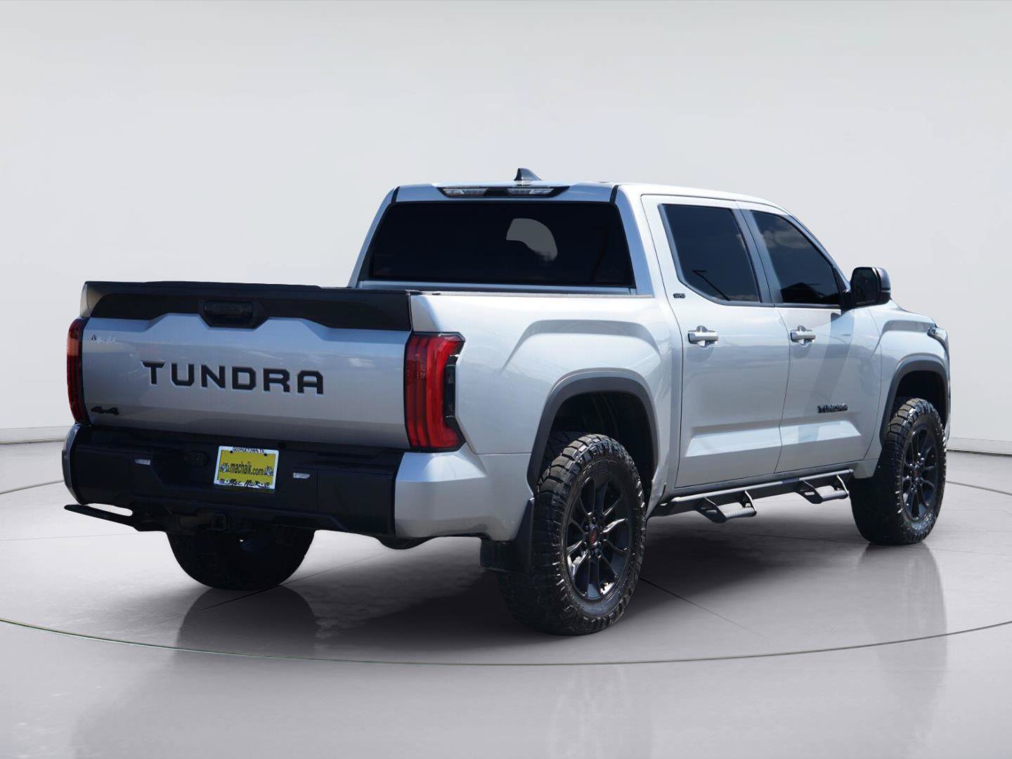 Used 2025 Toyota Tundra SR5 w/ SR5 Premium Package AWD/4WD image 6