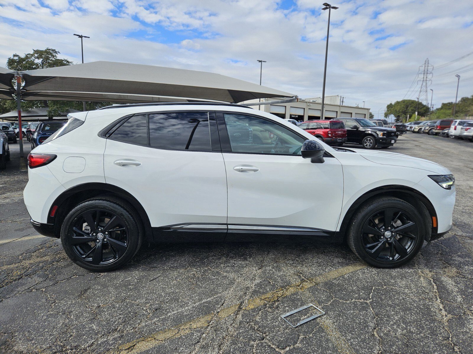 Used 2023 Buick Envision Preferred w/ Sport Touring Package image 2