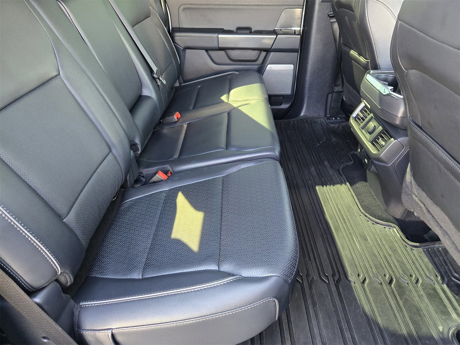 Certified 2024 Ford F150 Lariat w/ Bed Utility Package image 30