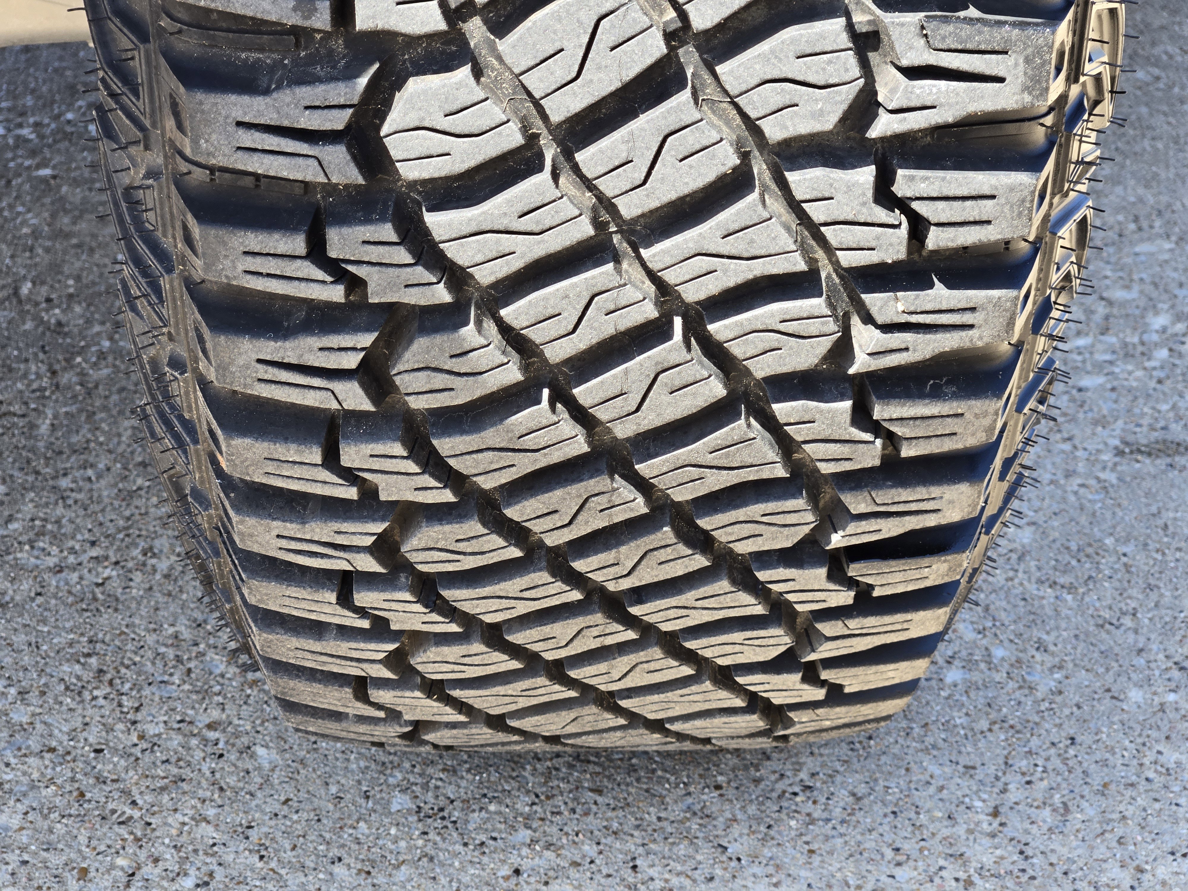 Certified 2023 Ford Bronco Black Diamond w/ Sasquatch Package image 11