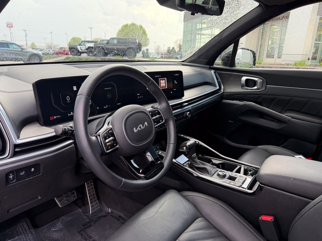 Used 2024 Kia Sorento SX Prestige AWD/4WD image 9