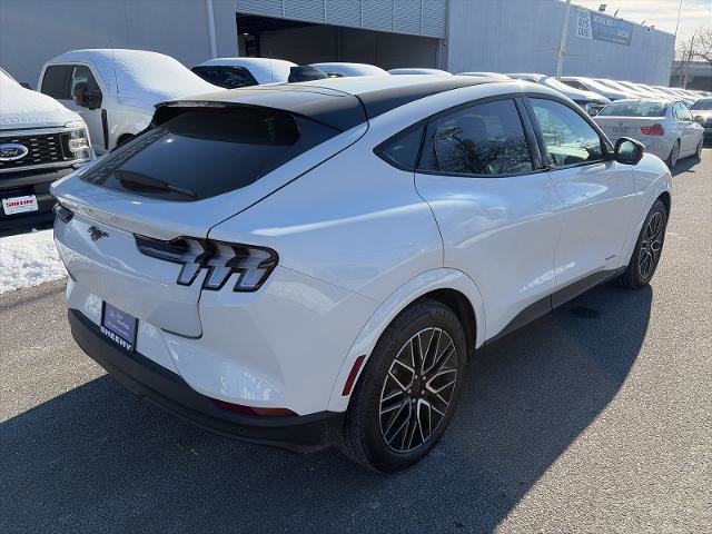 Certified 2025 Ford Mustang Mach-E Premium image 5