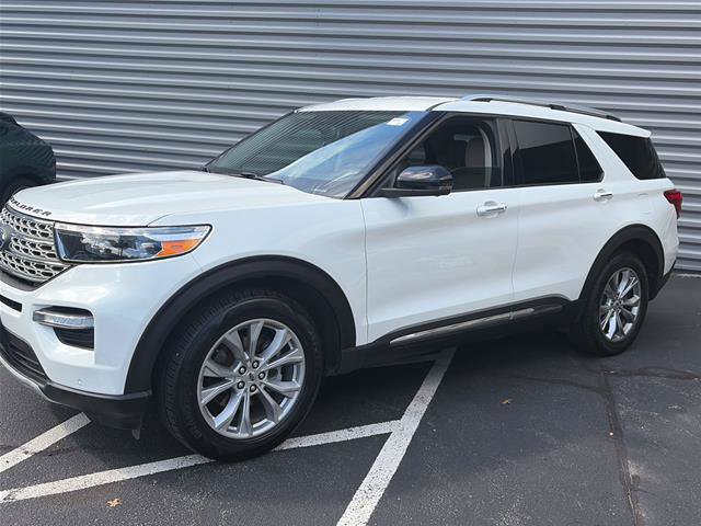 Certified 2020 Ford Explorer Limited AWD/4WD image 2