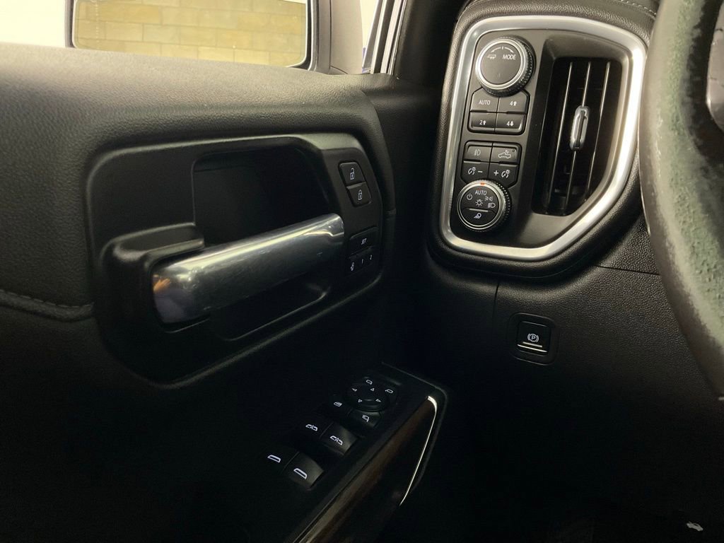 Used 2021 GMC Sierra 1500 SLT w/ SLT Premium Package AWD/4WD image 19