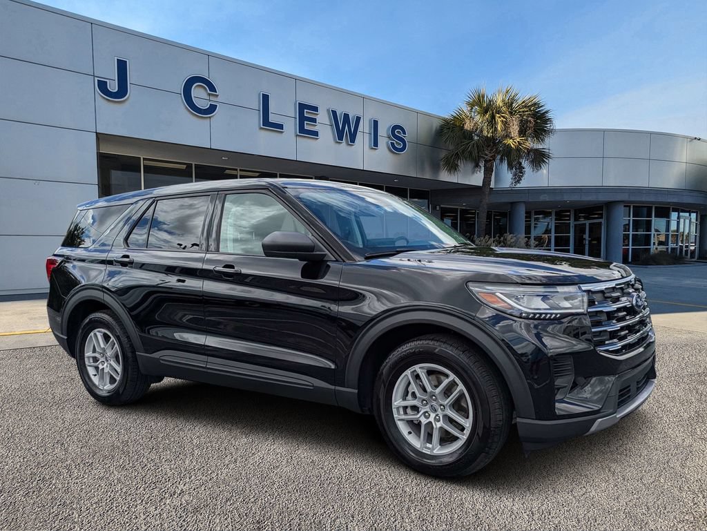 Certified 2026 Ford Explorer Active RWD image 1