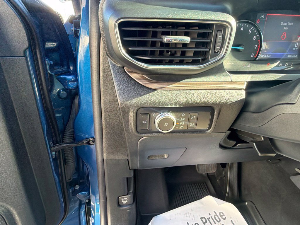 Certified 2022 Ford Explorer Limited AWD/4WD image 28