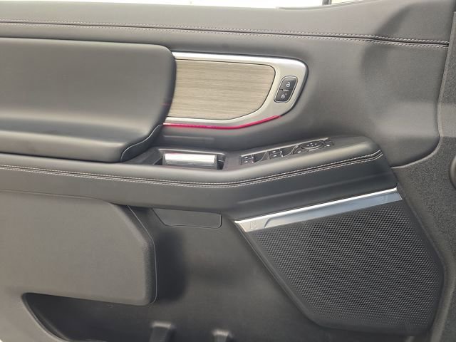 Certified 2025 Ford Expedition Max Platinum image 38