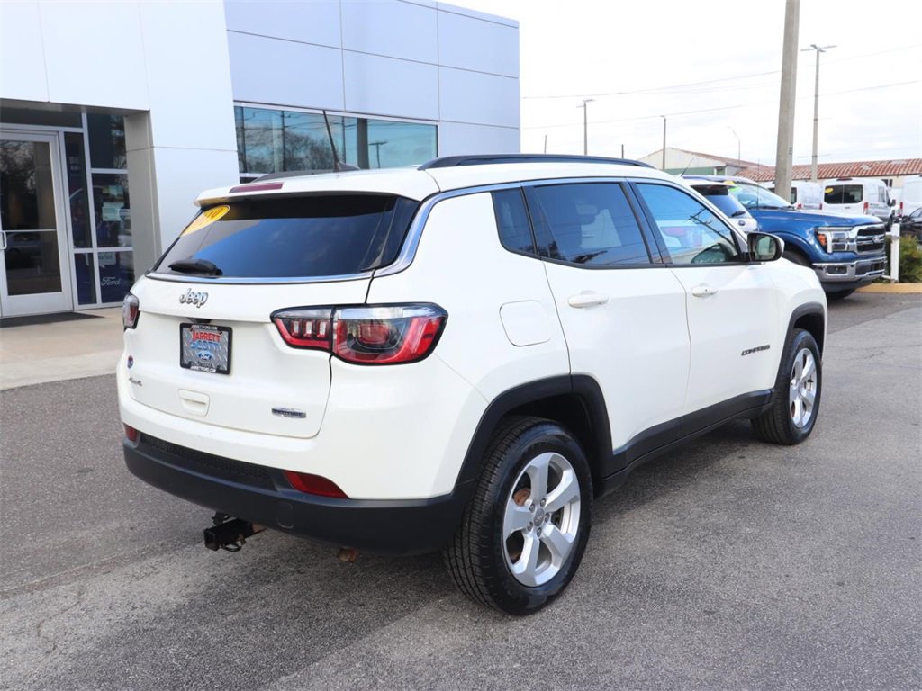 Used 2019 Jeep Compass Latitude image 13