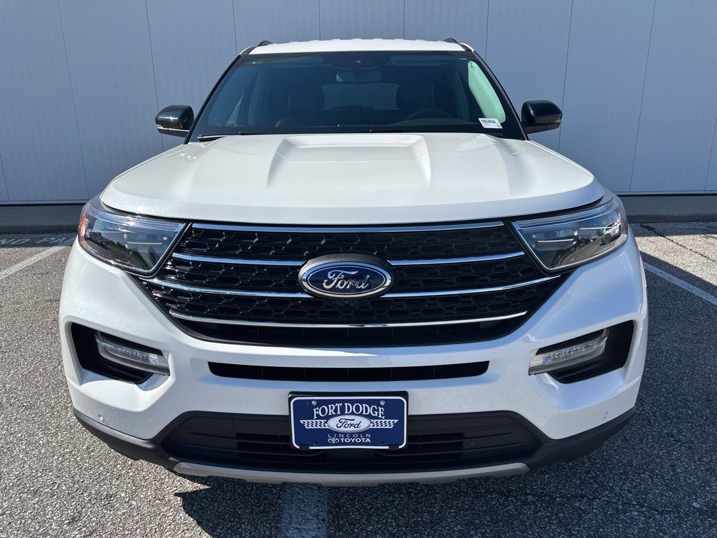 Certified 2024 Ford Explorer XLT w/ Equipment Group 202A AWD/4WD image 11