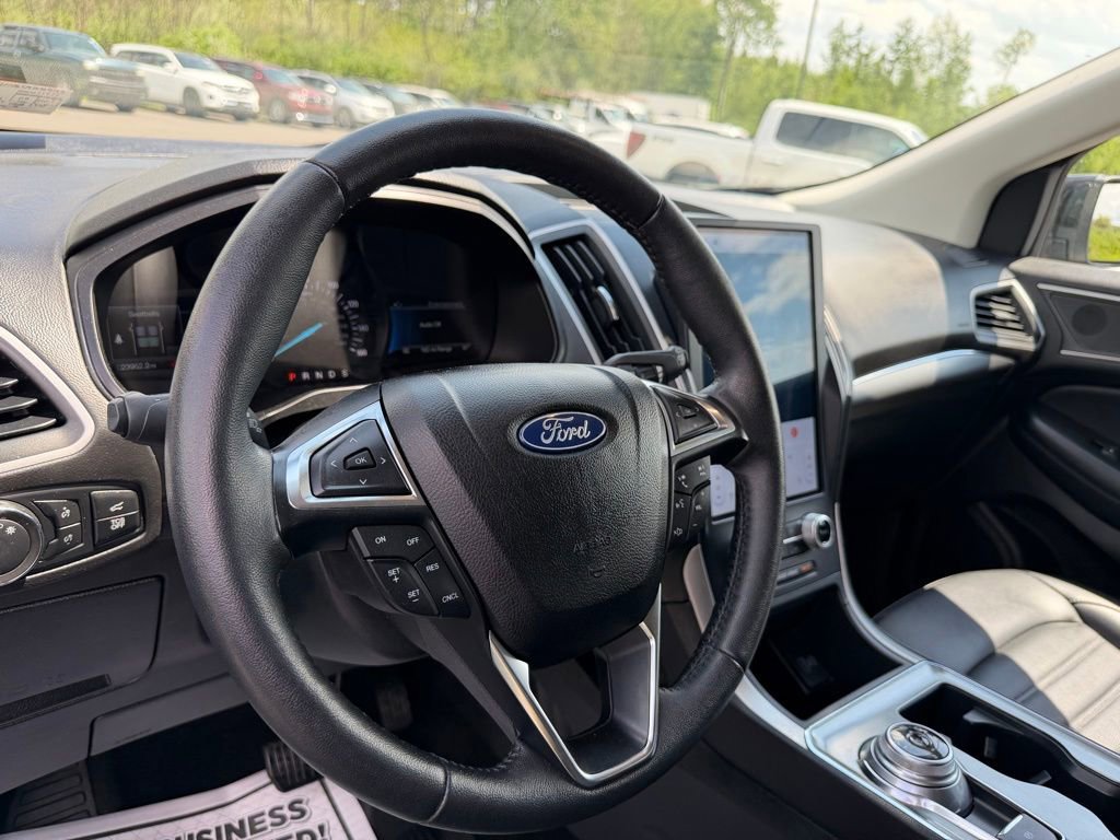 Certified 2022 Ford Edge SEL w/ Convenience Package AWD/4WD image 6