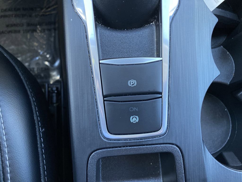 Certified 2025 Ford Escape Platinum image 26