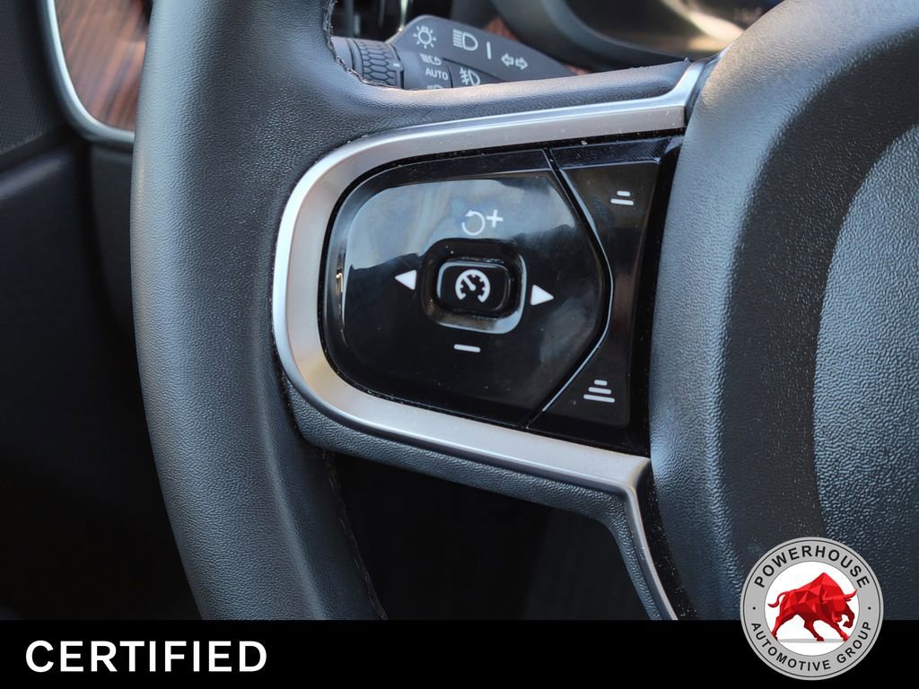Used 2024 Volvo XC60 B5 Plus AWD/4WD image 31