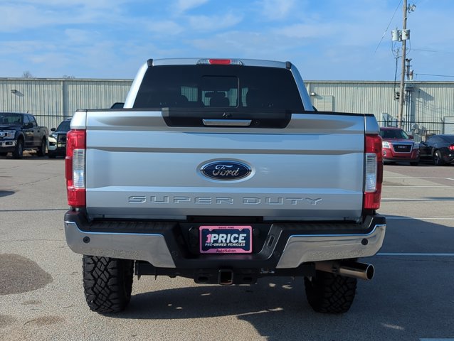 Certified 2018 Ford F250 Lariat w/ Chrome Package image 5