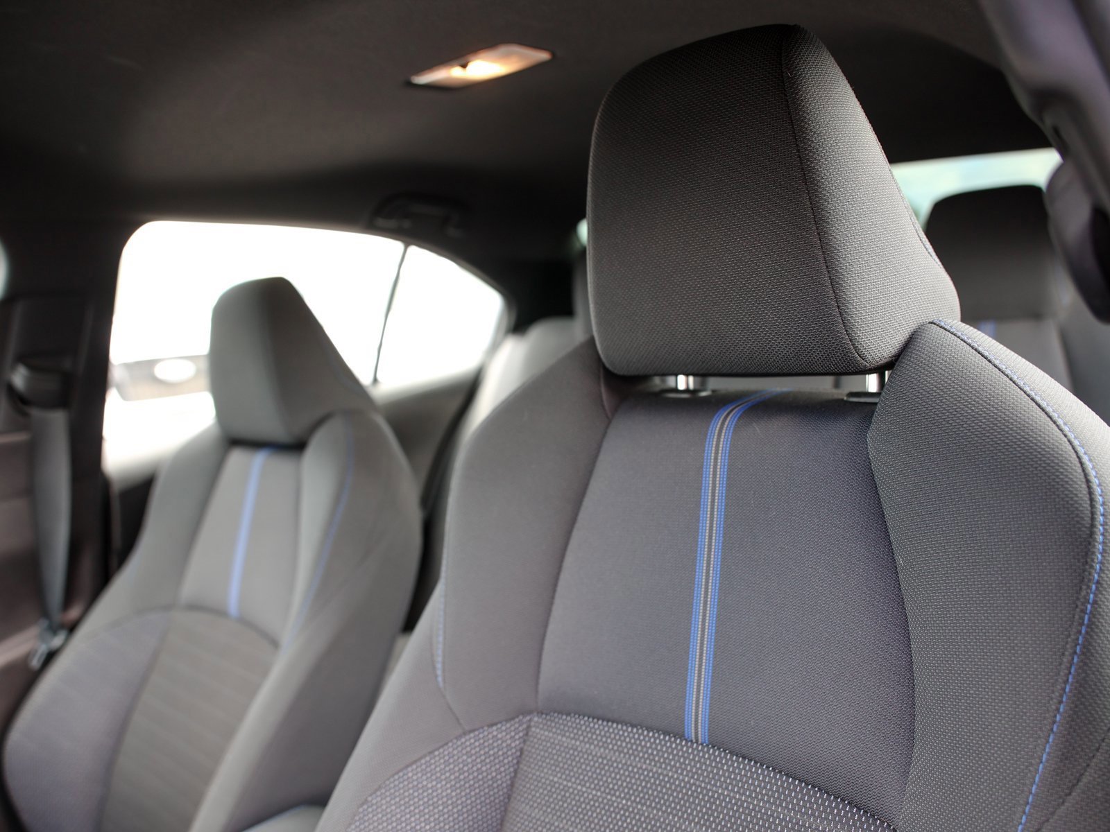 Used 2020 Toyota Corolla SE image 18