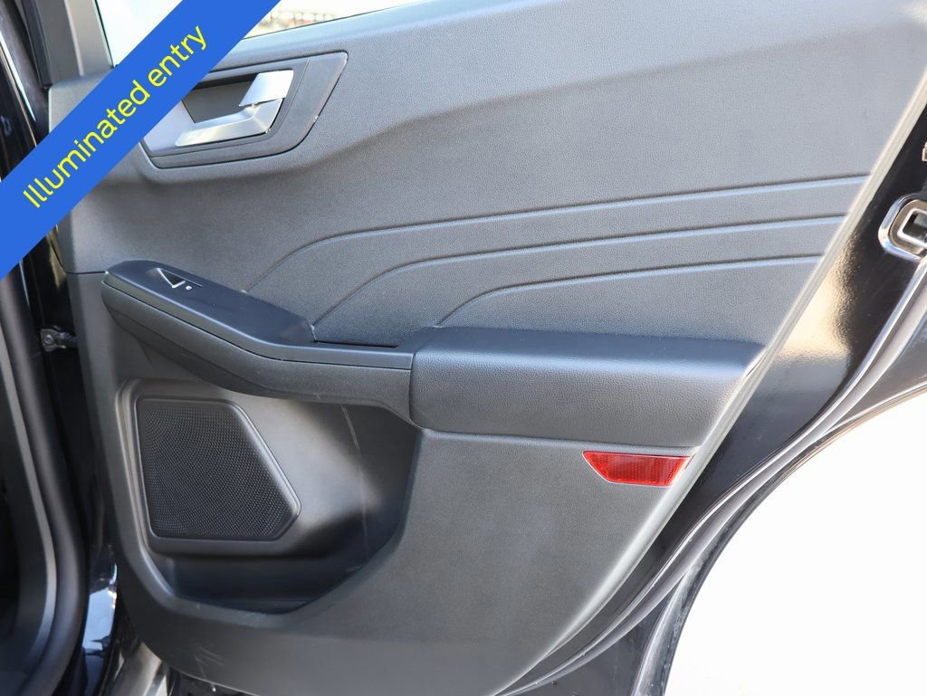 Certified 2025 Ford Escape ST-Line image 12