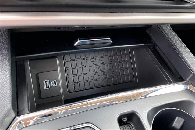 Certified 2024 Ford Expedition XLT image 23