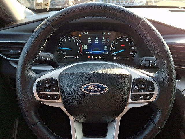 Certified 2023 Ford Explorer XLT w/ Equipment Group 202A AWD/4WD image 24