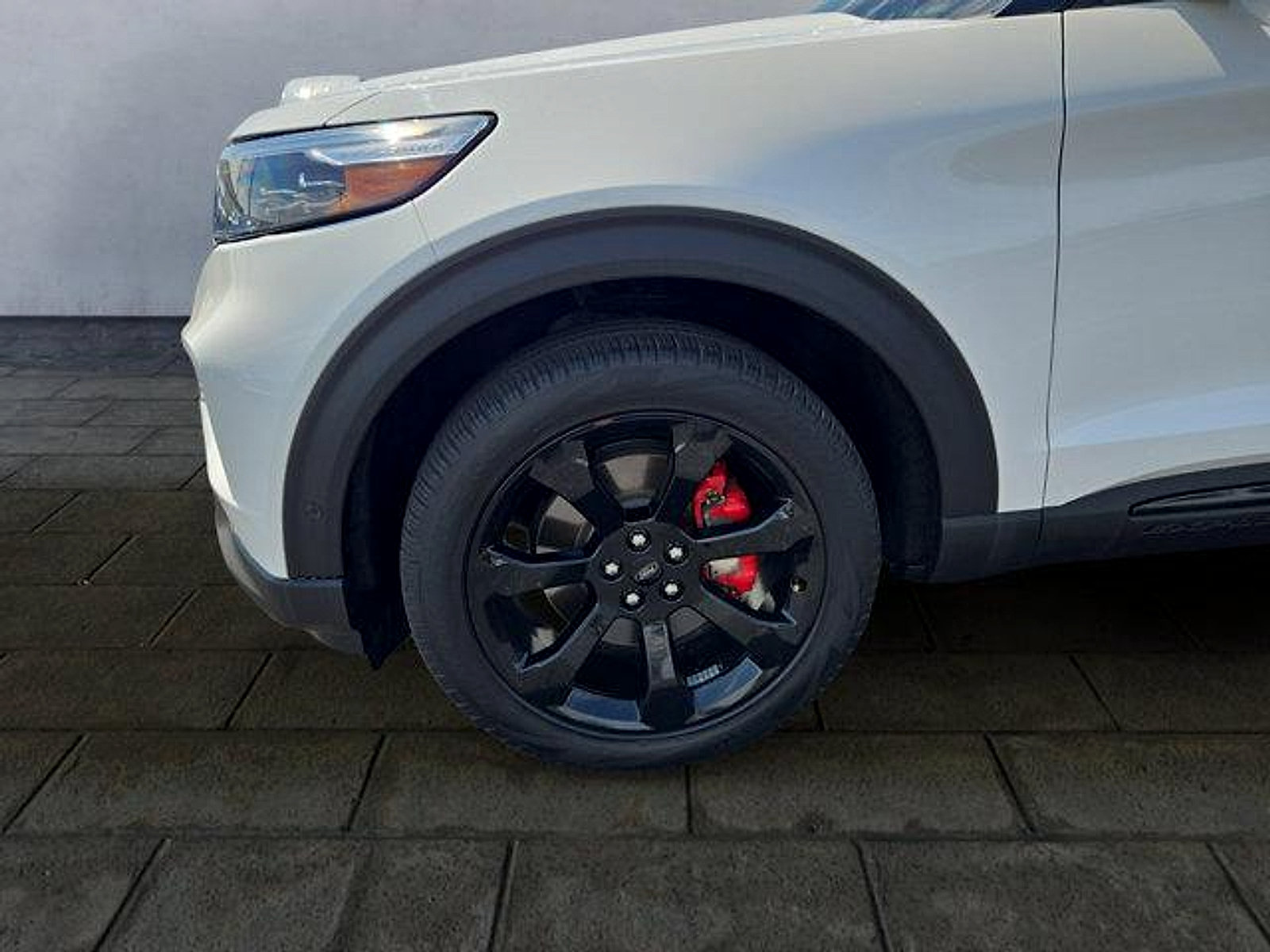 Certified 2022 Ford Explorer ST w/ Equipment Group 401A AWD/4WD image 27