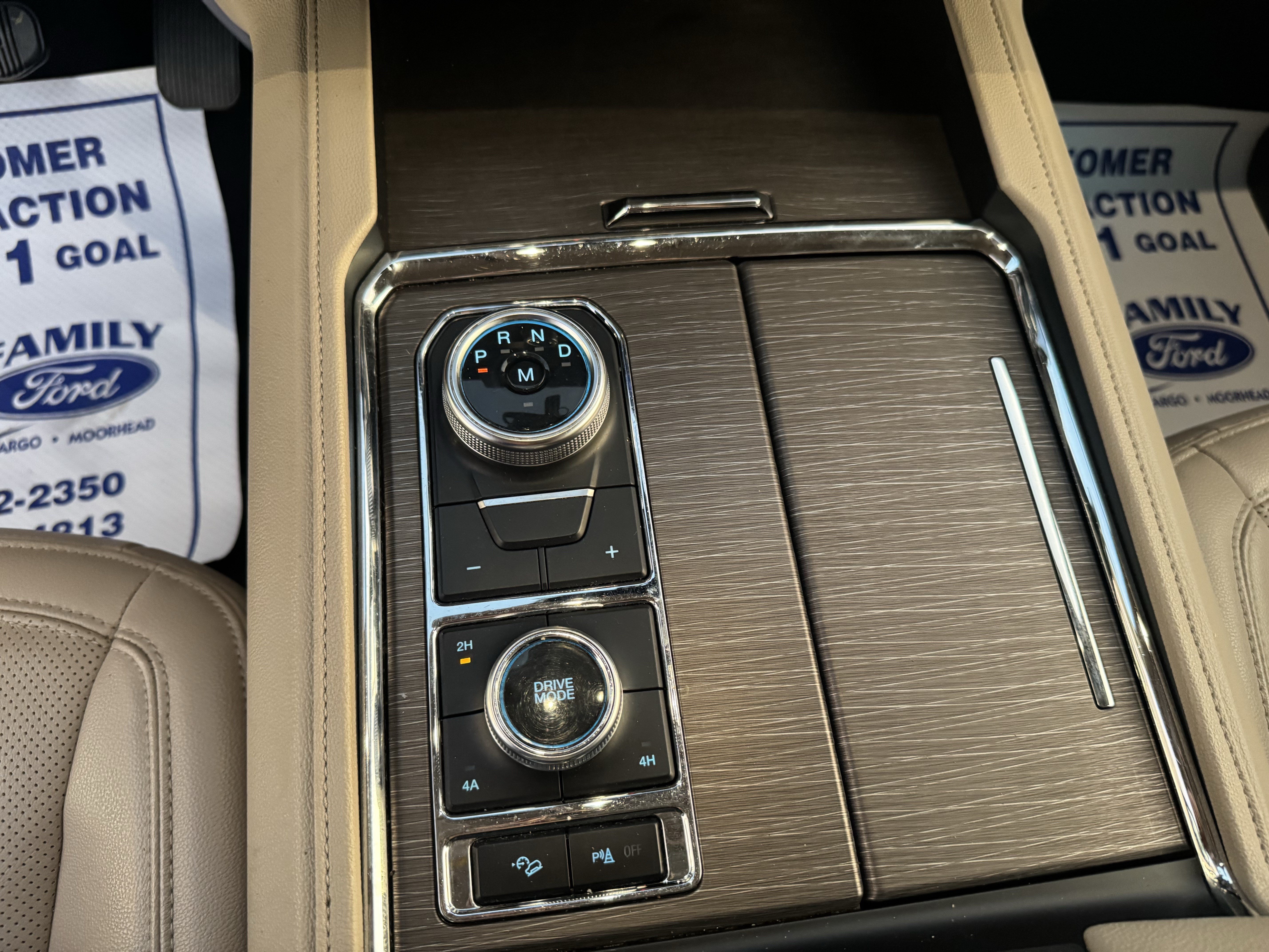 Certified 2024 Ford Expedition Limited AWD/4WD image 18