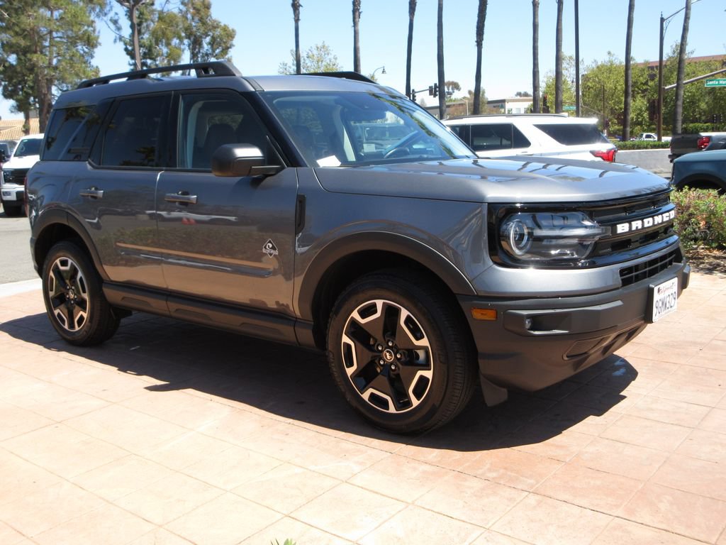 Certified 2023 Ford Bronco Sport Outer Banks AWD/4WD image 6