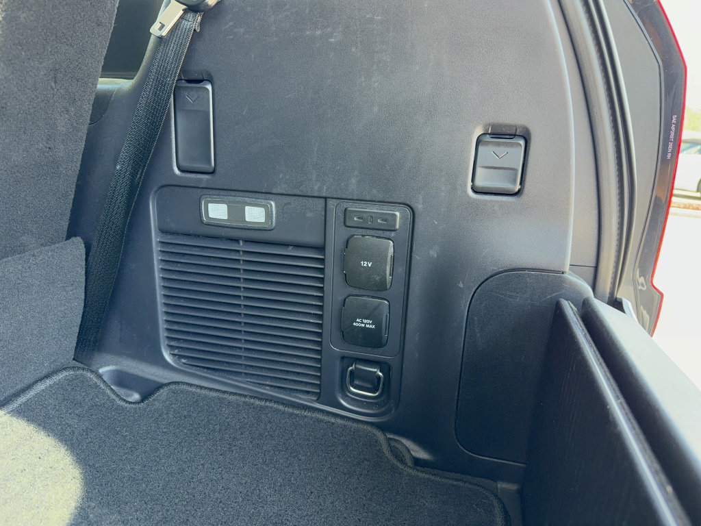 Certified 2025 Ford Expedition Active image 10