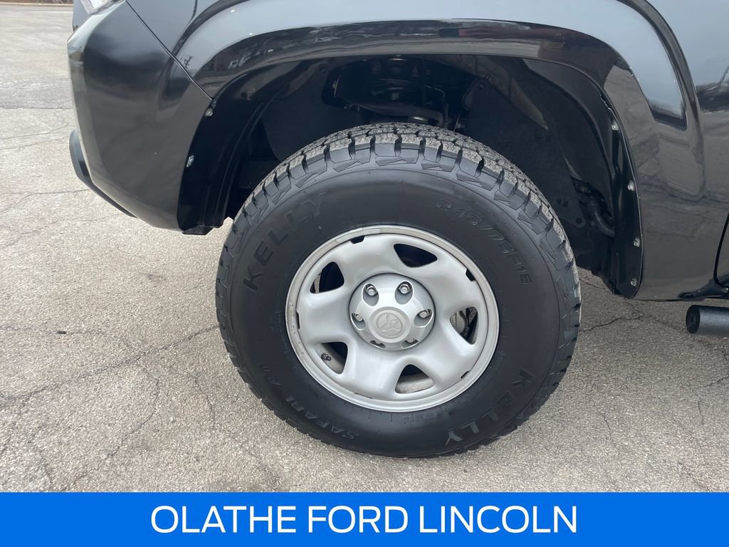 Used 2022 Toyota Tacoma SR image 26