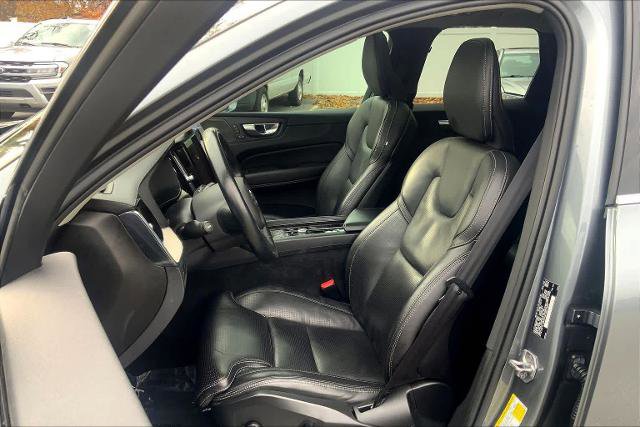Used 2021 Volvo XC60 T5 Inscription image 8