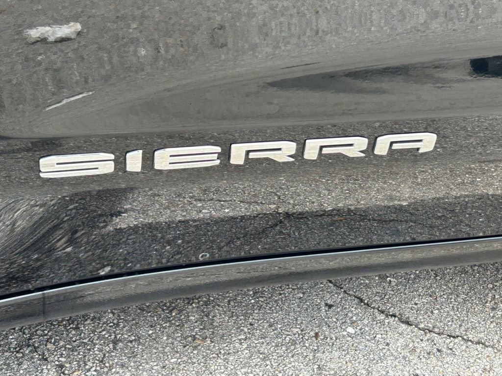 Used 2026 GMC Sierra 1500 SLT RWD image 17