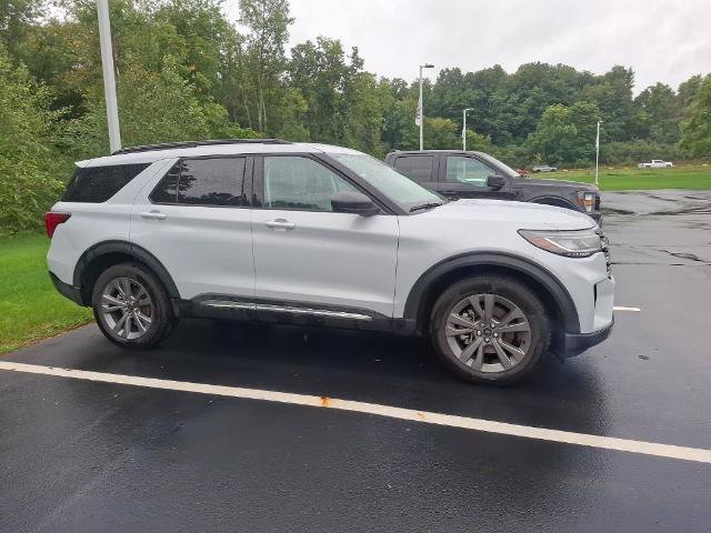 Certified 2025 Ford Explorer Active w/ Active Comfort Package AWD/4WD image 12