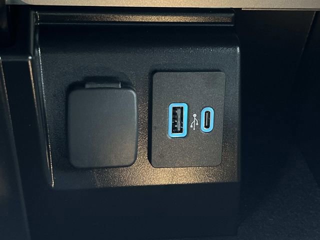 Certified 2024 Ford Explorer XLT w/ Equipment Group 202A image 30