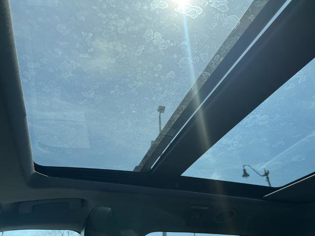 Certified 2022 Ford Explorer XLT w/ Equipment Group 202A image 34