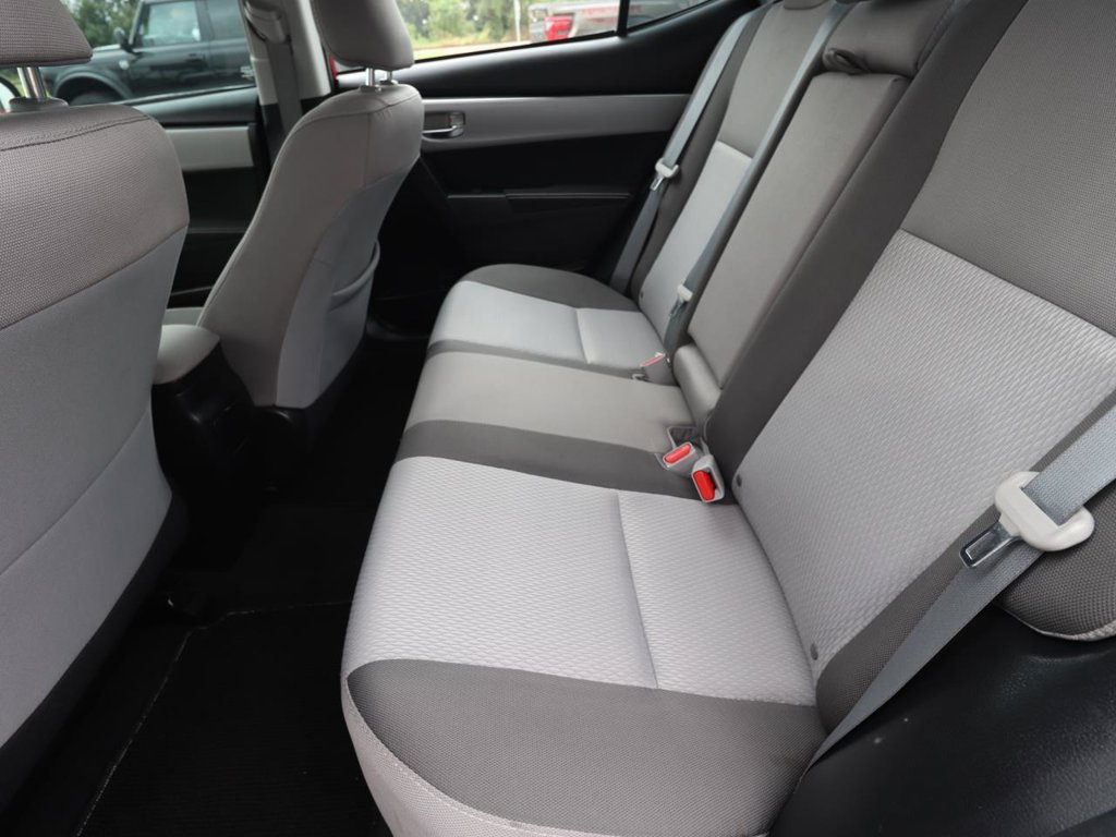 Used 2017 Toyota Corolla LE FWD image 9