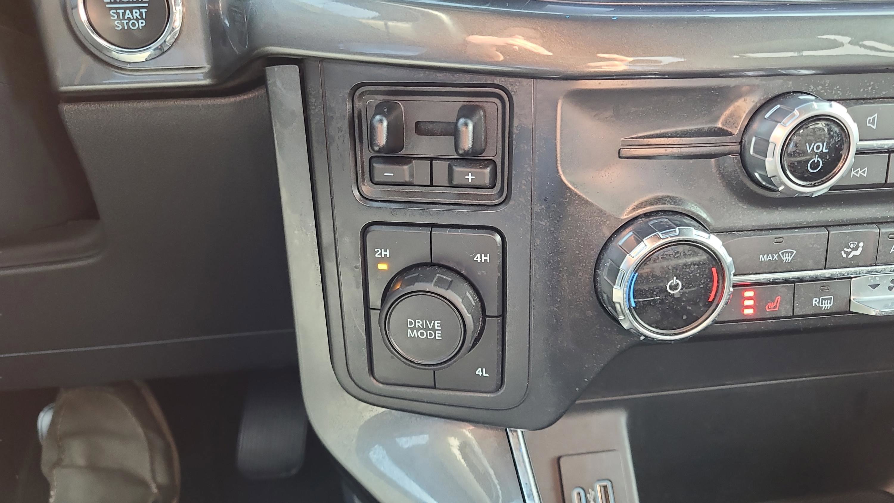 Certified 2022 Ford F150 XLT w/ Equipment Group 302A High image 22