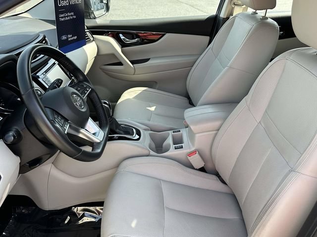 Used 2018 Nissan Rogue Sport SL w/ SL Premium Package AWD/4WD image 15