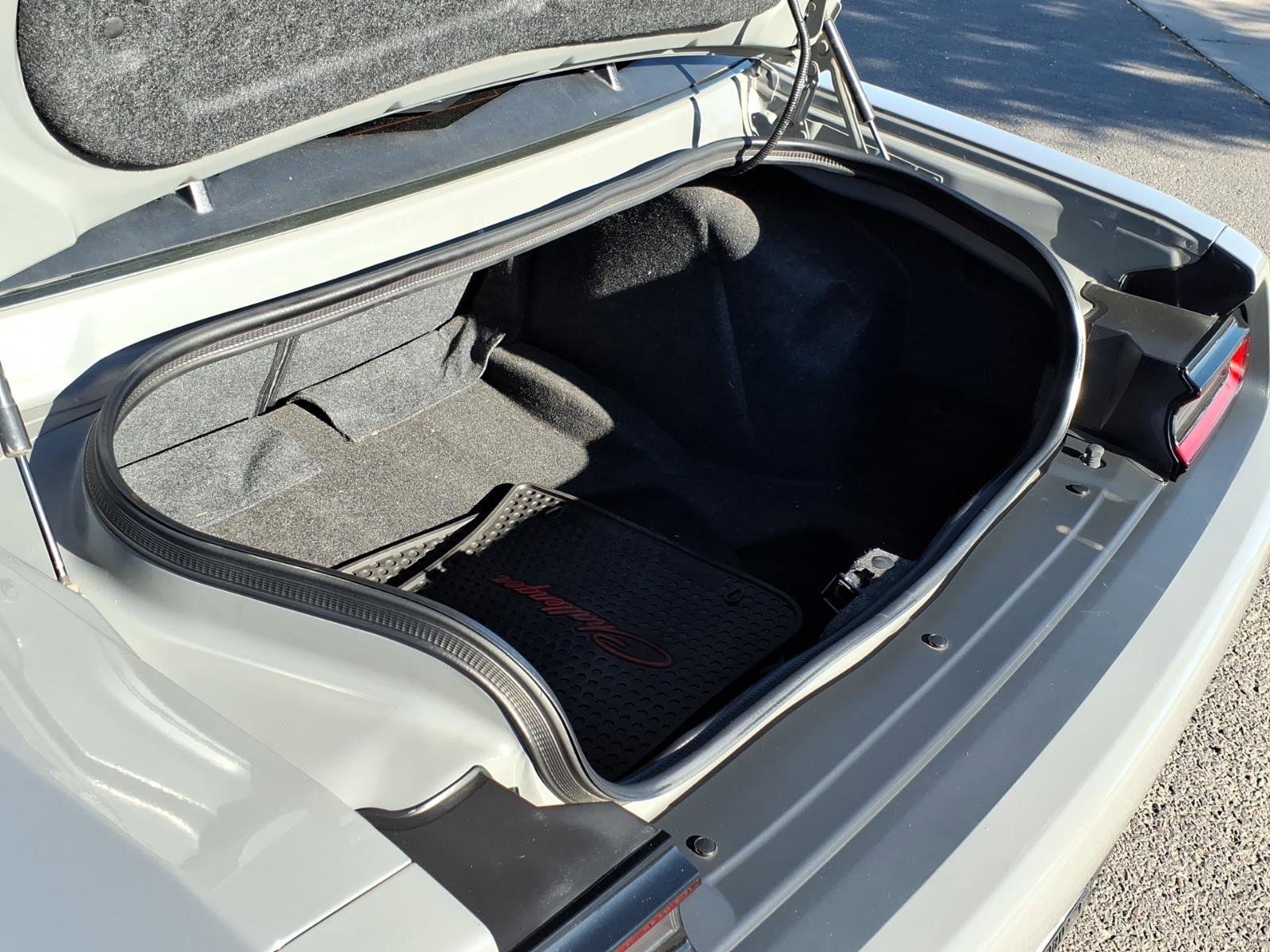 Used 2018 Dodge Challenger SXT w/ Blacktop Package image 11