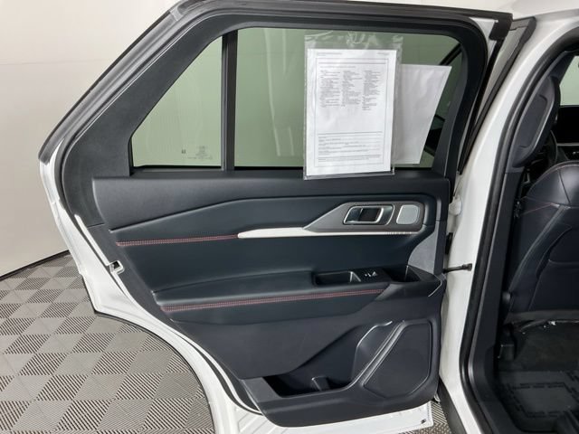 Certified 2025 Ford Explorer ST AWD/4WD image 29