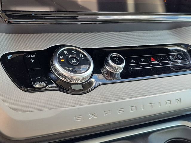 Certified 2025 Ford Expedition Max Active image 17