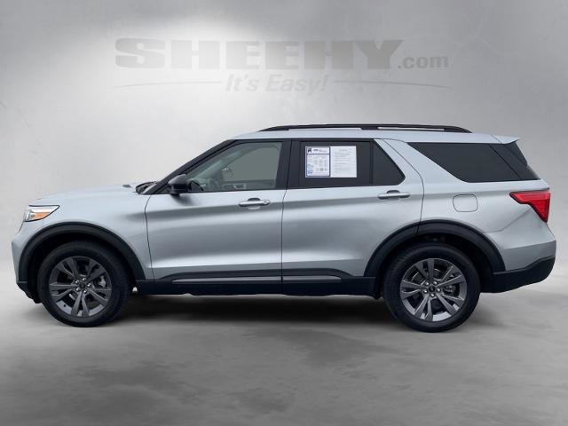 Certified 2022 Ford Explorer XLT w/ Equipment Group 202A image 16