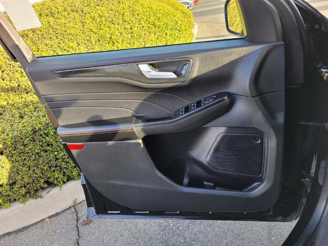 Certified 2023 Ford Escape ST-Line image 27