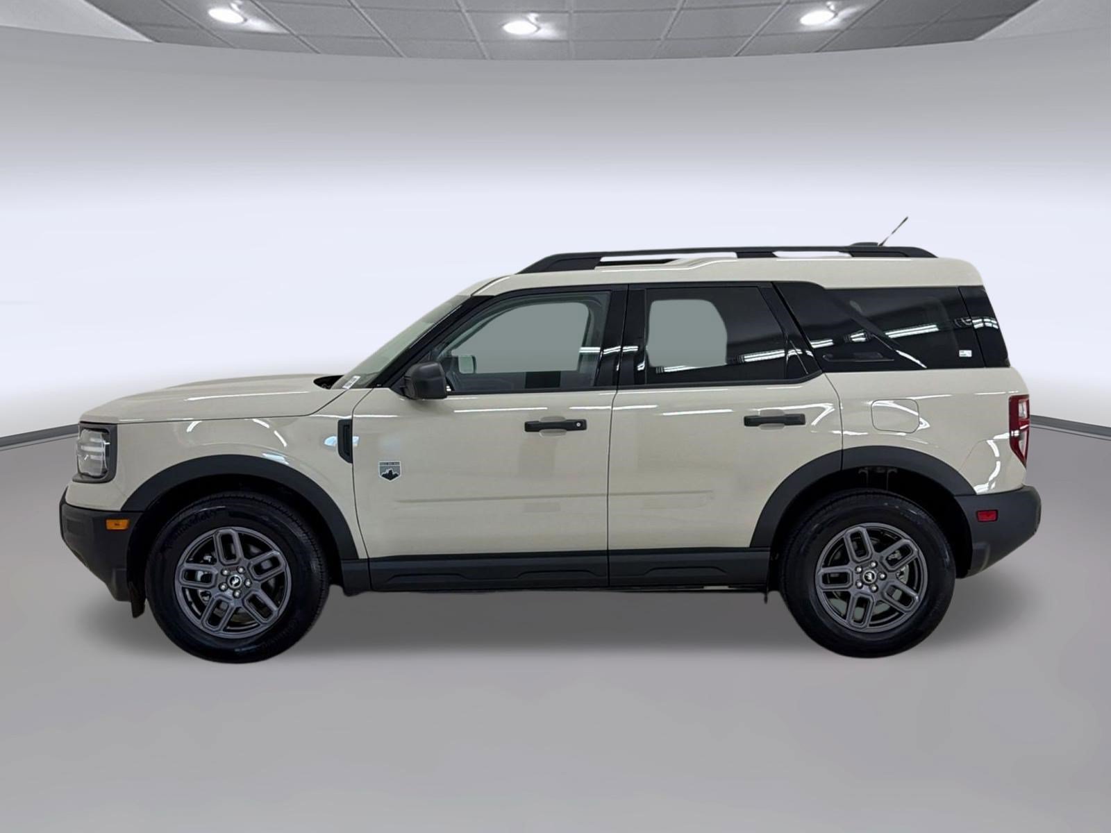 Certified 2025 Ford Bronco Sport Big Bend AWD/4WD image 2