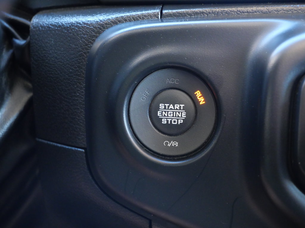 Used 2022 Jeep Wrangler Unlimited Sport AWD/4WD image 25