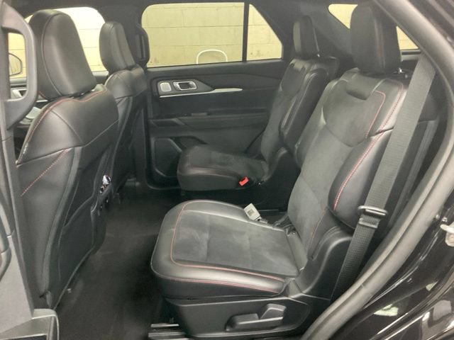 Certified 2025 Ford Explorer ST AWD/4WD image 15