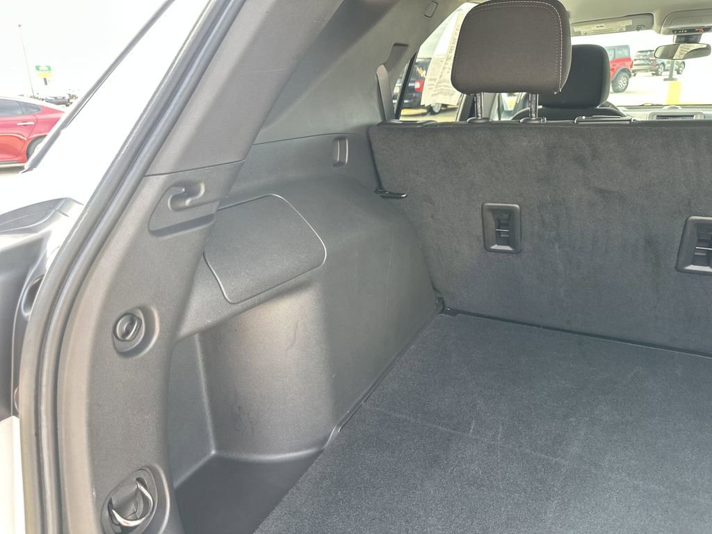 Used 2024 Chevrolet Equinox LT image 33