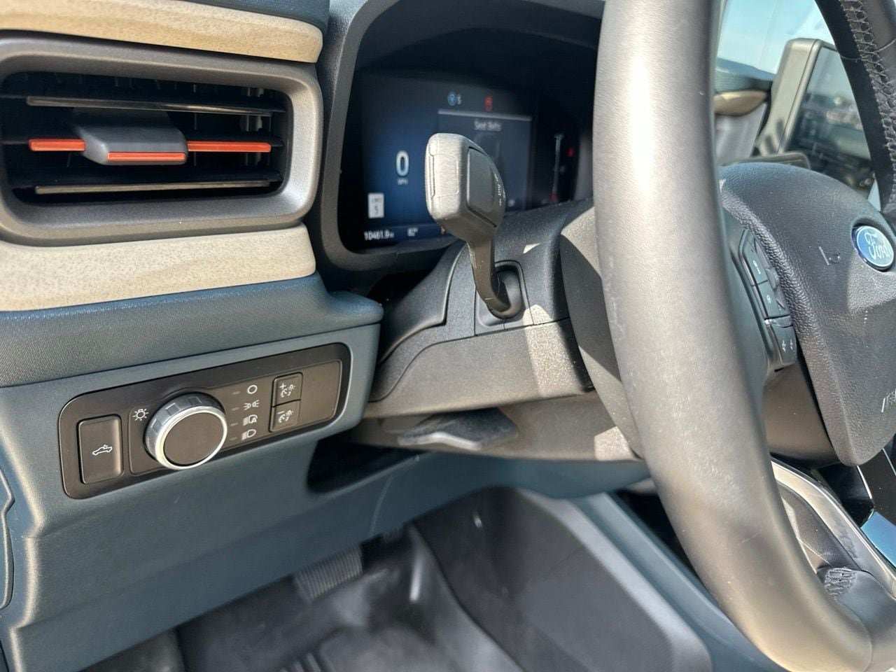 Certified 2025 Ford Maverick Lariat AWD/4WD image 20