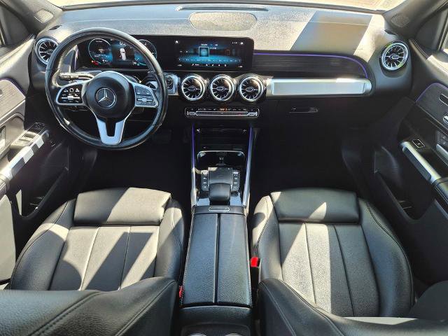 Used 2023 Mercedes-Benz GLB 250 w/ Premium Package image 13