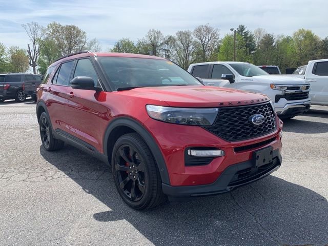 Certified 2023 Ford Explorer ST w/ Equipment Group 401A AWD/4WD image 2