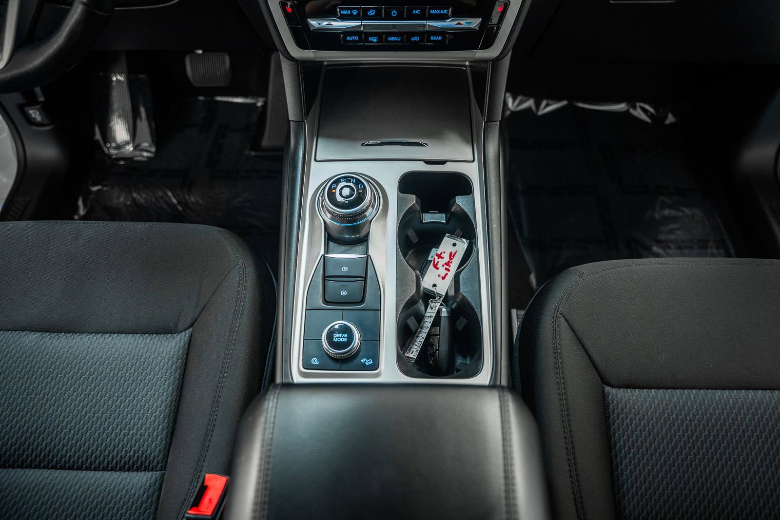 Certified 2022 Ford Explorer XLT image 32