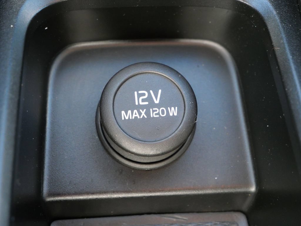 Used 2020 Volvo XC60 T5 Momentum AWD/4WD image 26