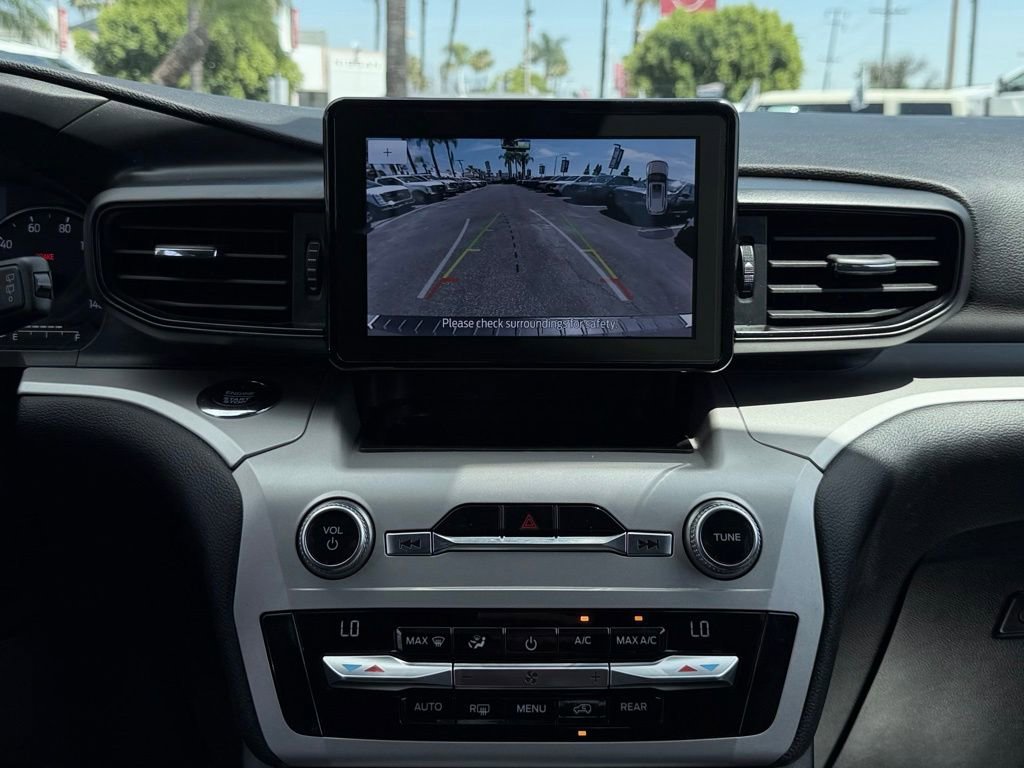 Certified 2020 Ford Explorer XLT w/ Class III Trailer Tow Package image 25